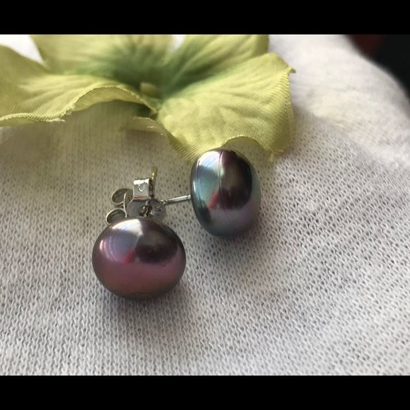 Tahitian black pearl stud earrings 10 mm - Picture 2 of 7